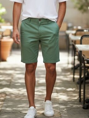 Tailor Vintage Green Flat Front Shorts Lightweight  36